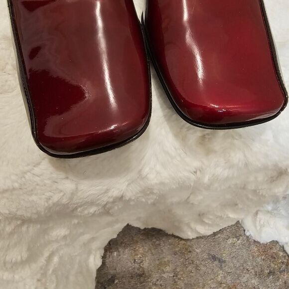 NWOT Luzia Mirnar Women's Red Patent Leather Square Toe Pumps Size - Picture 10 of 10